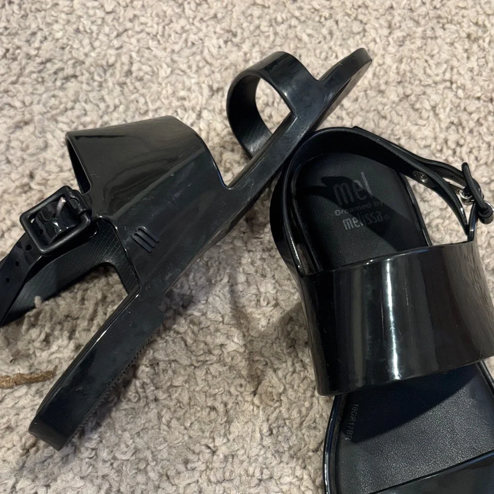 Melissa kids Glossy Black Sandals